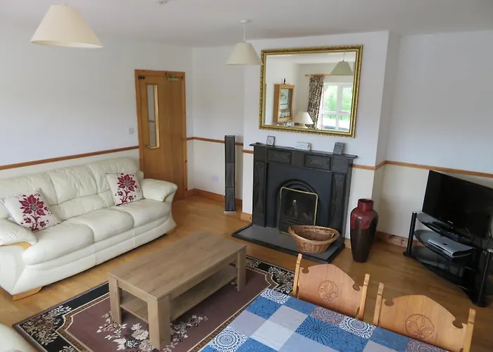 Hungry Hill Хостел *